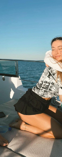 Seyma Subasi feet photo thumbnail