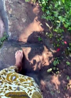 Seyma Subasi feet photo thumbnail