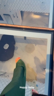 Seyma Subasi feet photo thumbnail