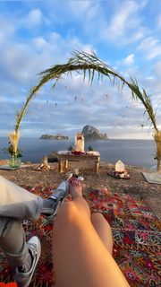 Seyma Subasi feet photo thumbnail