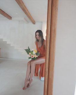 Seyma Subasi feet photo thumbnail