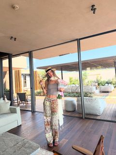 Seyma Subasi feet photo thumbnail