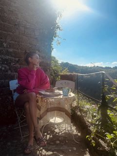 Seyma Subasi feet photo thumbnail