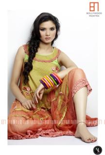 Sezal Sharma feet photo 4