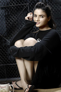 Sezal Sharma feet photo 17