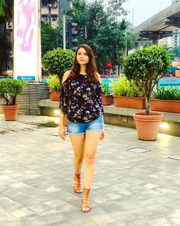 Sezal Sharma feet photo 13