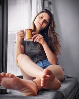 Sezal Sharma feet photo 19
