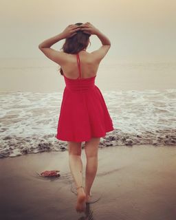 Sezal Sharma feet photo 10