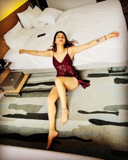 Sezal Sharma feet photo 8