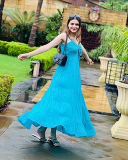 Sezal Sharma feet photo 1