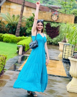 Sezal Sharma feet photo 8