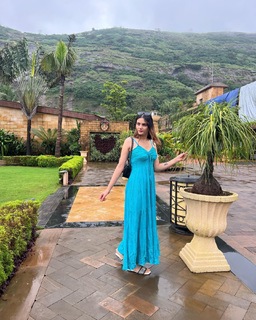 Sezal Sharma feet photo 1