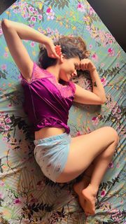 Sezal Sharma feet photo 13