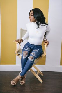 Sha'Carri Richardson feet photo thumbnail