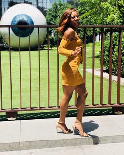 Sha'Carri Richardson feet photo thumbnail