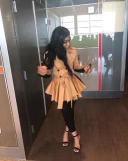 Sha'Carri Richardson feet photo thumbnail