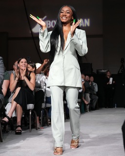 Sha'Carri Richardson feet photo thumbnail