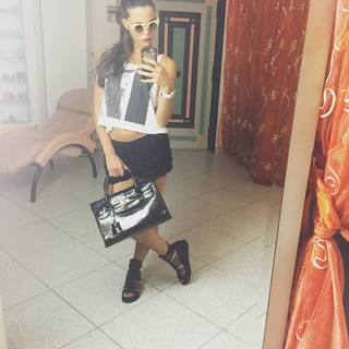 Shaila Gatta feet photo thumbnail