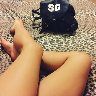 Shaila Gatta feet photo thumbnail