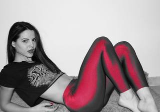 Shaila Gatta feet photo thumbnail