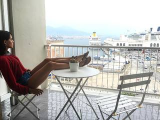 Shaila Gatta feet photo thumbnail