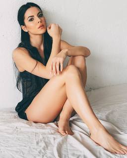 Shaila Gatta feet photo thumbnail