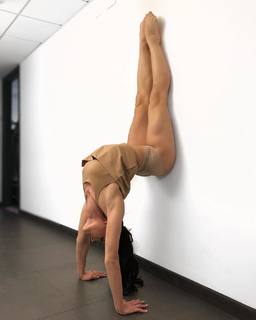 Shaila Gatta feet photo thumbnail