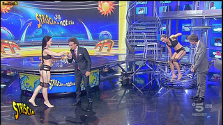 Shaila Gatta feet photo thumbnail