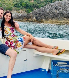 Shaila Gatta feet photo thumbnail