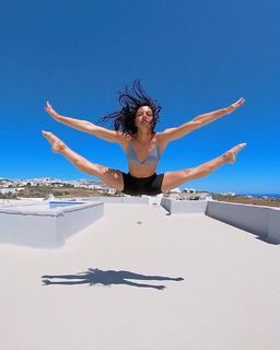 Shaila Gatta feet photo thumbnail