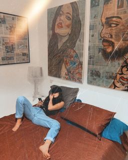 Shaila Gatta feet photo thumbnail