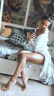 Shaila Gatta feet photo thumbnail