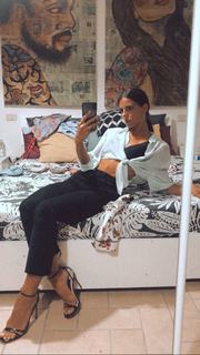 Shaila Gatta feet photo thumbnail