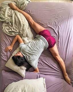 Shaila Gatta feet photo thumbnail