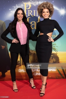 Shaila Gatta feet photo thumbnail