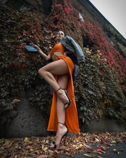 Shaila Gatta feet photo thumbnail