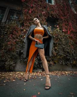 Shaila Gatta feet photo thumbnail