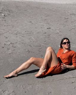 Shaila Gatta feet photo thumbnail