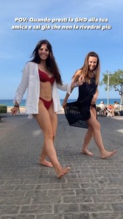 Shaila Gatta feet photo thumbnail