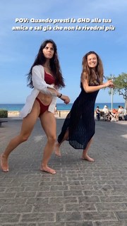 Shaila Gatta feet photo thumbnail