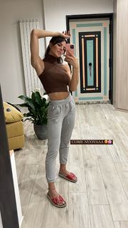 Shaila Gatta feet photo thumbnail