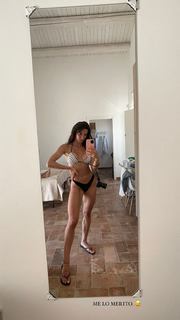 Shaila Gatta feet photo thumbnail