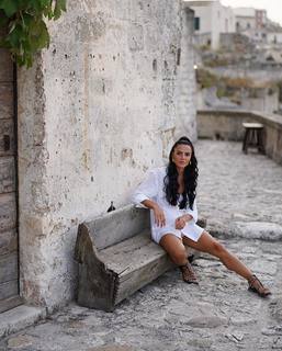 Shaila Gatta feet photo thumbnail