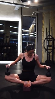 Shaila Gatta feet photo thumbnail