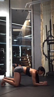 Shaila Gatta feet photo thumbnail