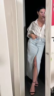 Shaila Gatta feet photo thumbnail