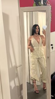 Shaila Gatta feet photo thumbnail