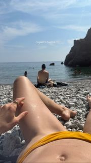 Shaila Gatta feet photo thumbnail