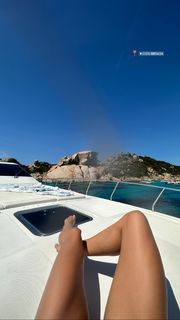 Shaila Gatta feet photo thumbnail