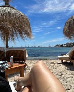 Shaila Gatta feet photo thumbnail